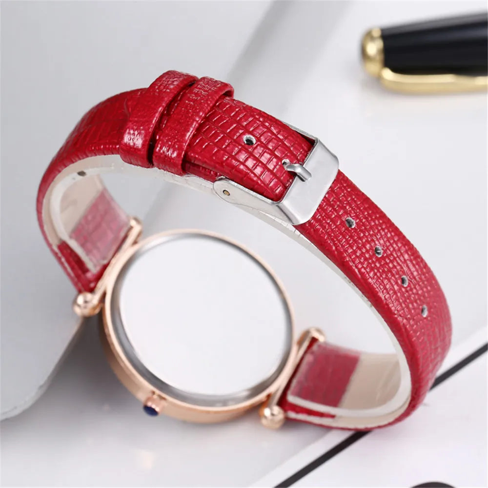 Butterfly Diamond Dial Design Women Quartz Watches Fashion Casual Ladies Wristwatches Simple Woman Leather Clock Montre Femme