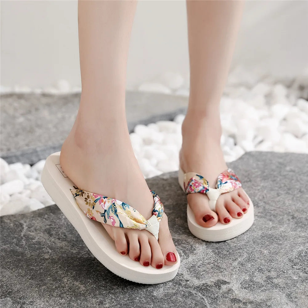Summer Floral Printing Slippers Women Bohemian Satin Strap Platform Wedge Flip Flops Outdoor Thick Bottom Beach Shoes Thick heel