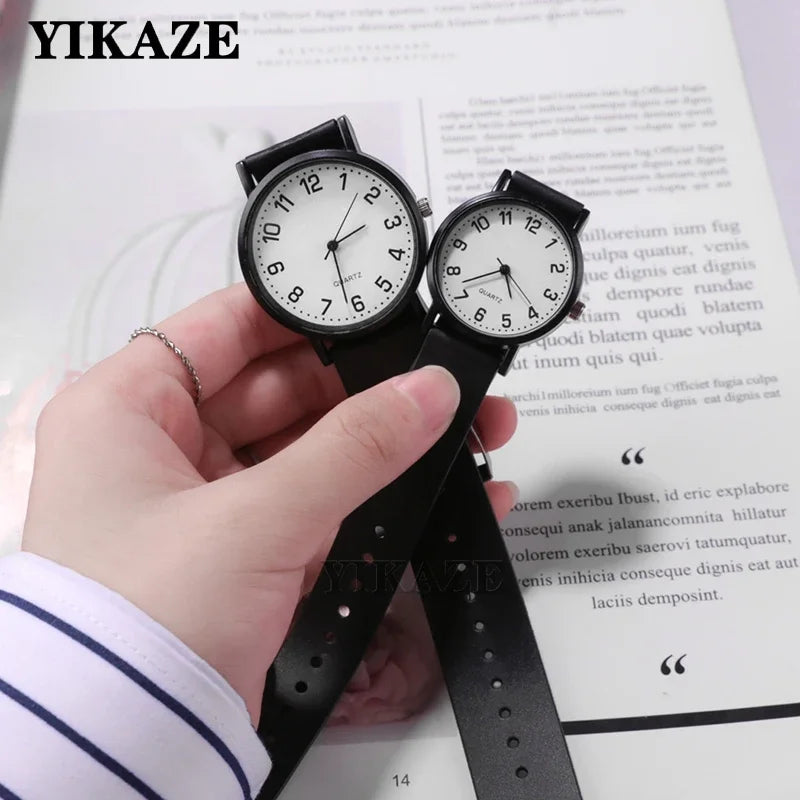 YIKAZE Women Watches Simple Quartz Watch Silicone Strap Wristwatch Minimalist Design Roud Girl Ladies Student Women's Watch Gift