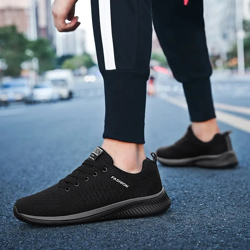 Breathable Sneakers Men's Thick Sole Low Lace Up Fashion Men Casual Shoes Spring Comfortable Versatile Outdoor Men Running Shoe