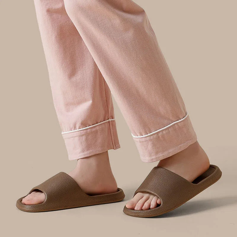 Men Bathroom Home Slippers Fashion Soft Sole EVA Indoor Slides Women Sandals Non-slip Indoor House Shoes Pantoufle Homme