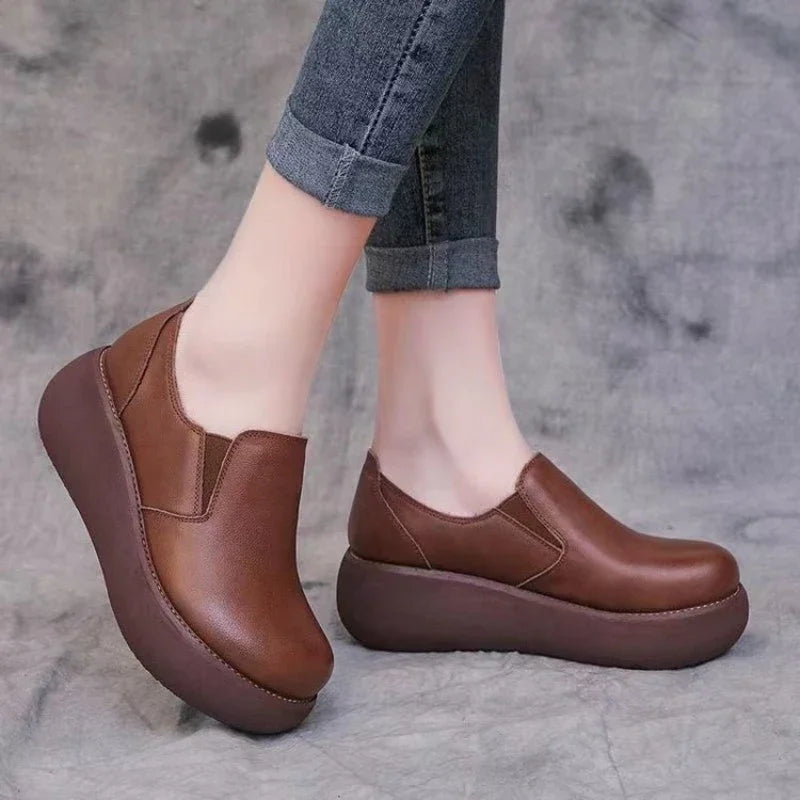 Platform Women Shoes New Leather Flats Casual Shoes for Women Round Head Slip-On Shoes Pumps Leisure Party Office Lady Loafers